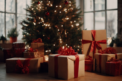 Praktyczne prezenty na święta dla bliskich – kup im coś do domu!