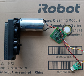 Robot odkurzacz I-Robot Roomba CHM motor, silnik + czujnik brudu do napędu szczotek głównych, seria E/i/j